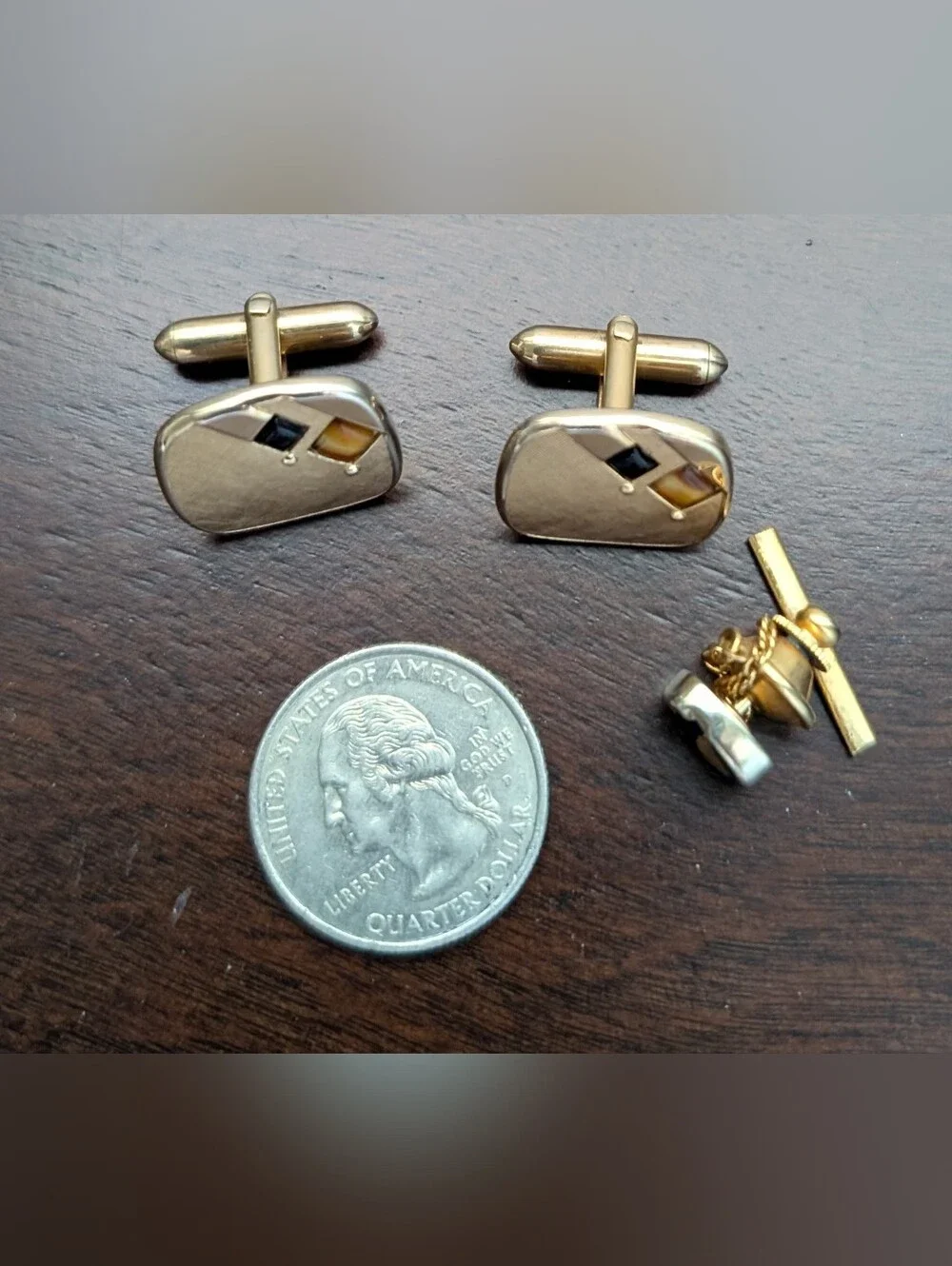 Vintage SWANK Geometric Gold-Tone Cufflinks and Tie Tack Black and Amber MCM